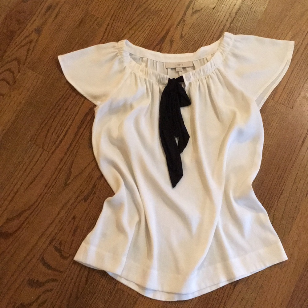 Loft flowy top
